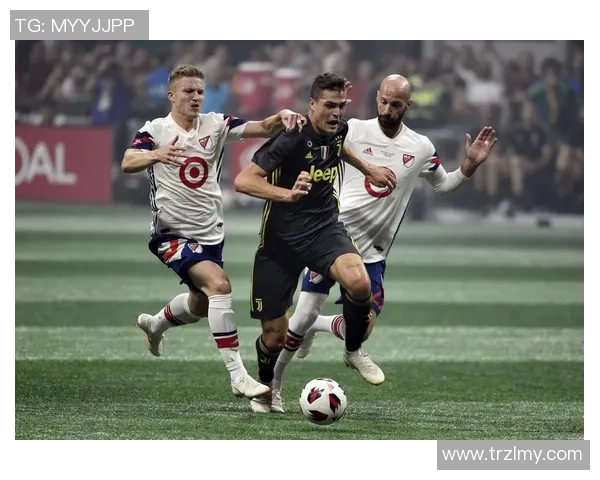 足球明星4K高清壁纸大合集完美呈现绝美球场瞬间与经典动作瞬间